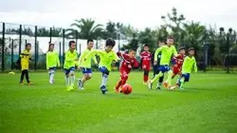 韦德微博力挺球队交易 助手用三闭嘴表情巧妙回应